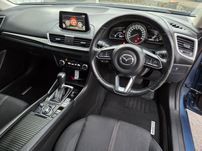 2016 MAZDA 3 SP25 BLUE