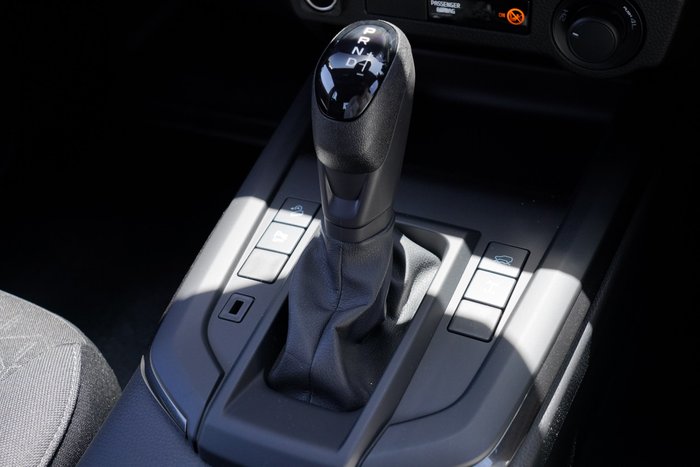 2025 Isuzu D-MAX X-RIDER