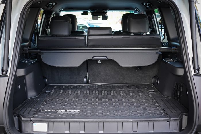 2025 Toyota PRADO GXL