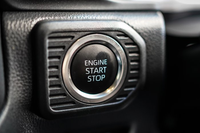 2025 Toyota PRADO GXL