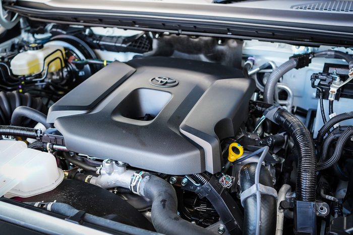 2025 Toyota PRADO GXL