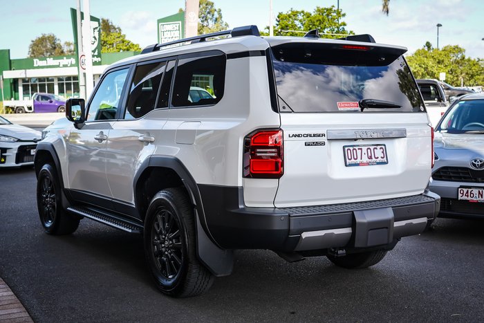 2025 Toyota PRADO GXL