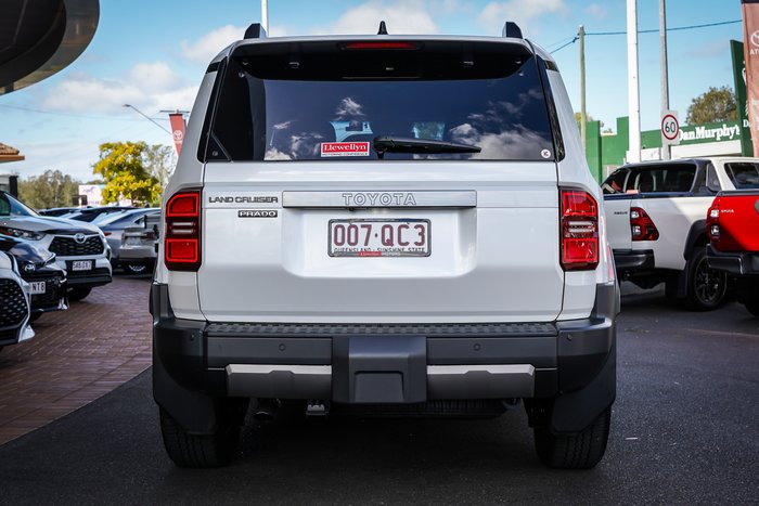 2025 Toyota PRADO GXL