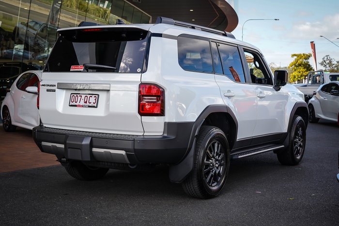 2025 Toyota PRADO GXL