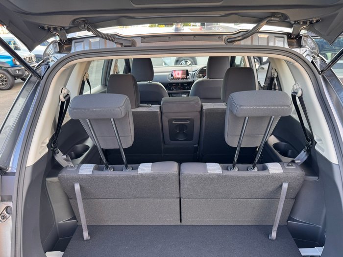 2025 NISSAN X-TRAIL ST