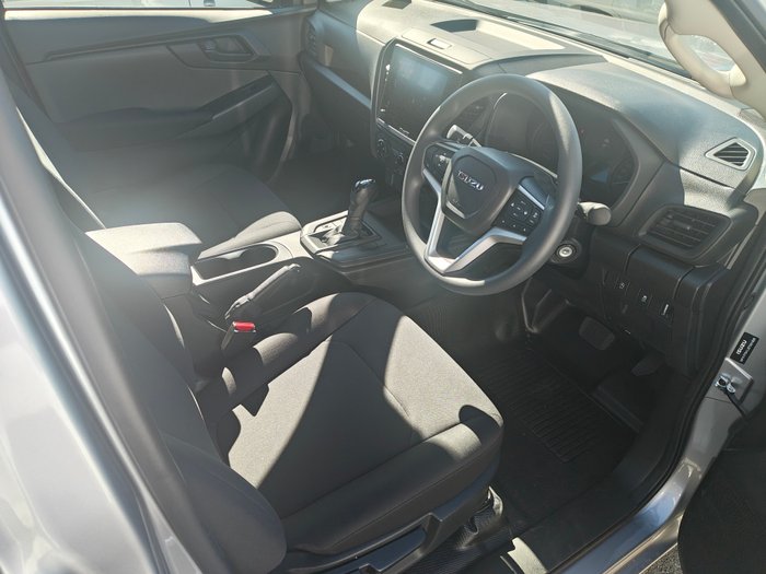 2026 ISUZU D-MAX SX