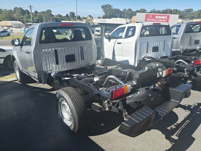 2026 ISUZU D-MAX SX
