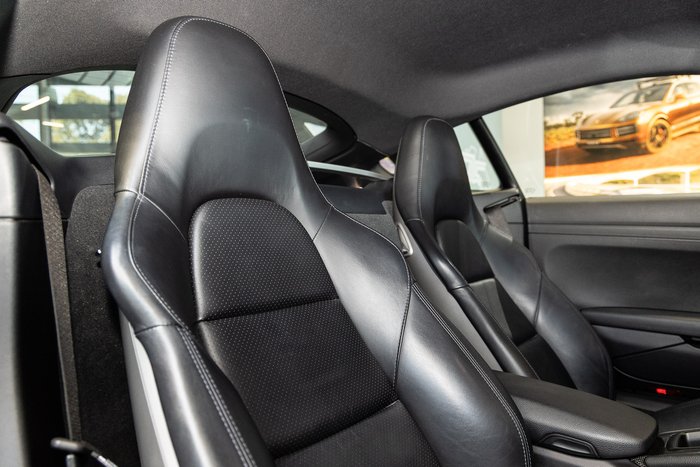 2021 Porsche 718 Cayman