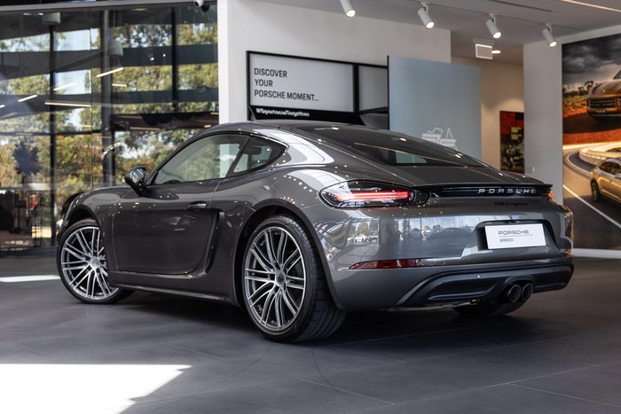 2021 Porsche 718 Cayman