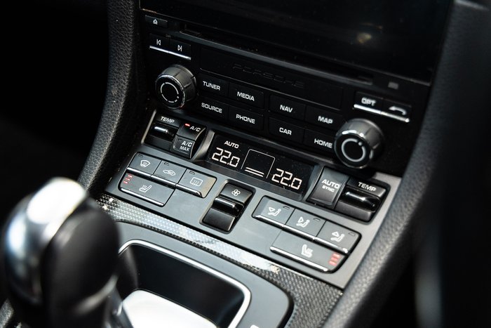 2021 Porsche 718 Cayman