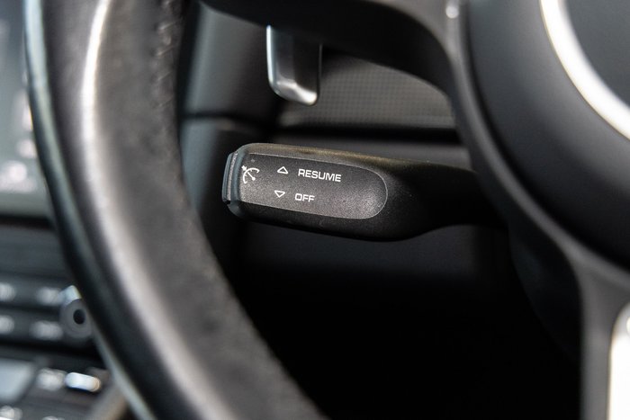 2021 Porsche 718 Cayman