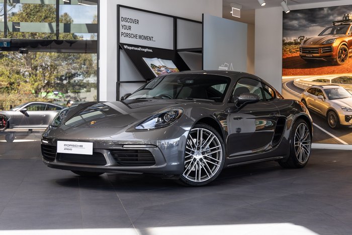 2021 Porsche 718 Cayman