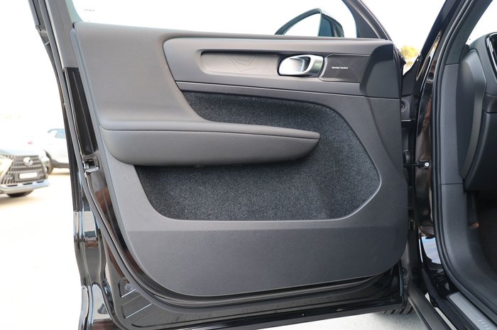2023 Volvo C40 Recharge Twin