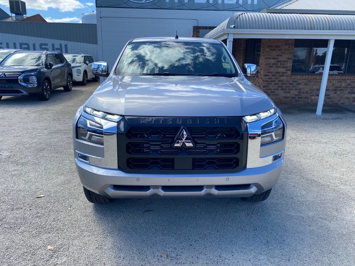 2025 MITSUBISHI Triton GLS