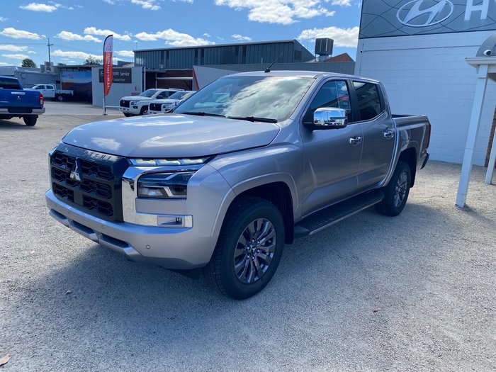 2025 MITSUBISHI Triton GLS