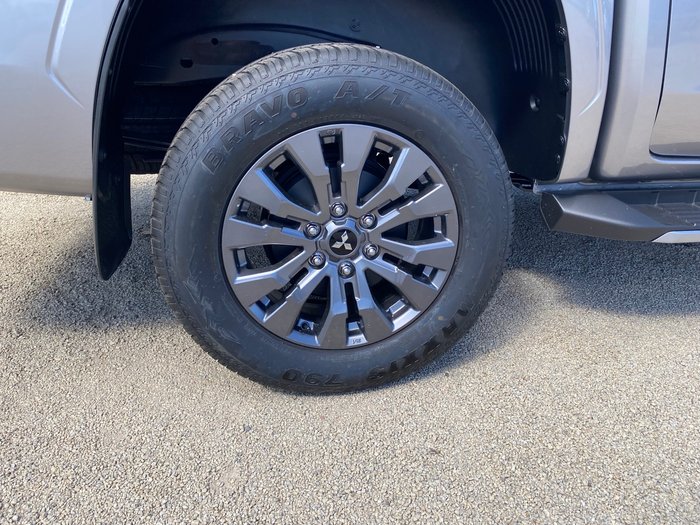 2025 MITSUBISHI Triton GLS