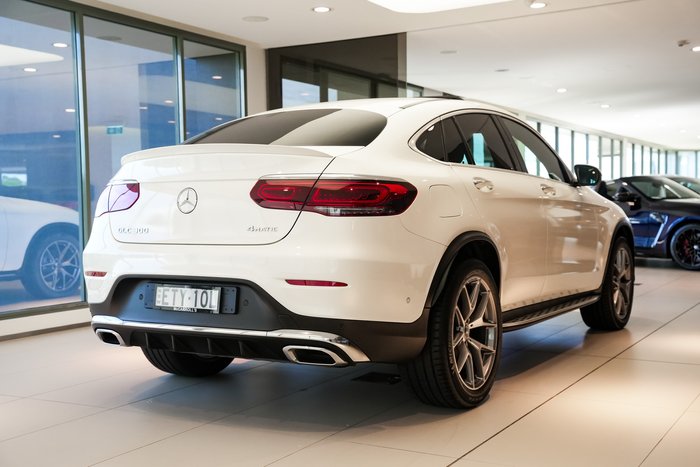 2022 Mercedes-Benz GLC-Class GLC300