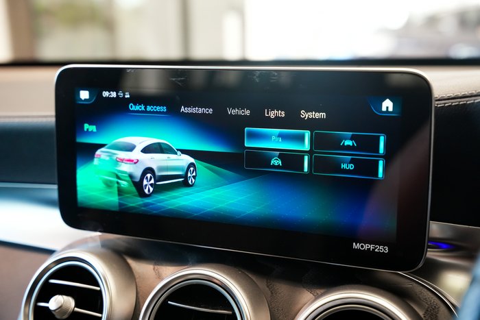 2022 Mercedes-Benz GLC-Class GLC300