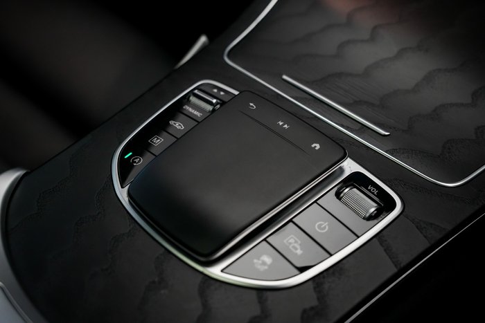 2022 Mercedes-Benz GLC-Class GLC300