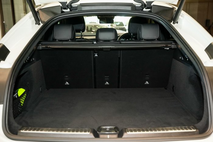 2022 Mercedes-Benz GLC-Class GLC300