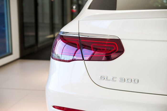 2022 Mercedes-Benz GLC-Class GLC300