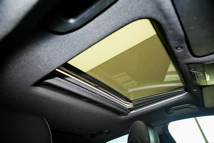 2022 Mercedes-Benz GLC-Class GLC300