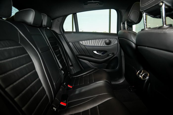 2022 Mercedes-Benz GLC-Class GLC300