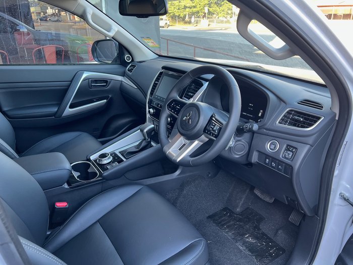 2024 MITSUBISHI PAJERO SPORT EXCEED