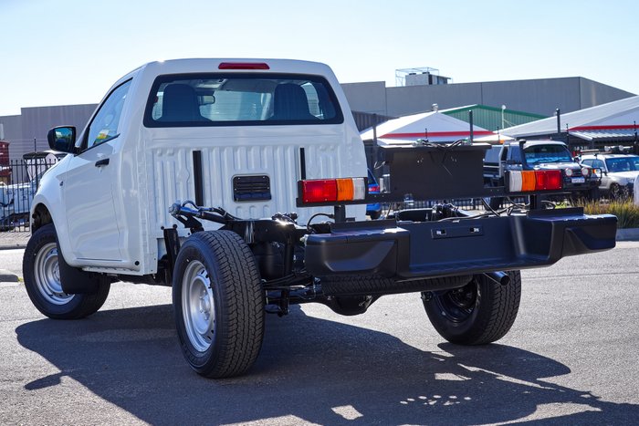 2026 Isuzu D-MAX SX