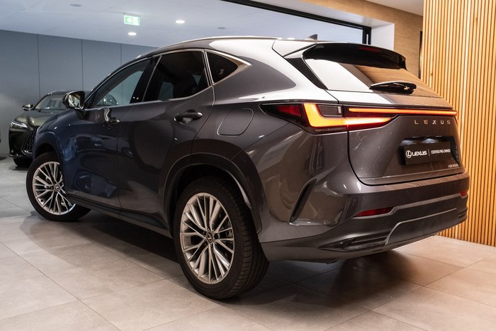 2025 Lexus NX350H 2WD Sports Luxury