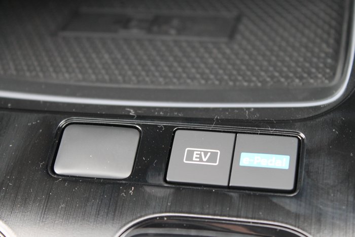 2025 Nissan X-TRAIL Ti