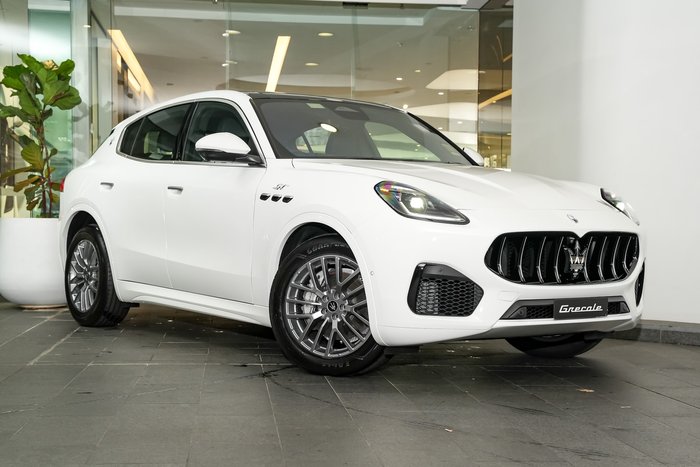 2025 Maserati Grecale GT HYBRID MY24 Bianco Banchisa-240