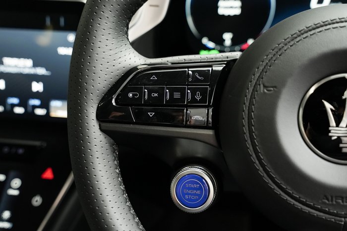 2025 Maserati Grecale GT HYBRID MY24 Bianco Banchisa-240