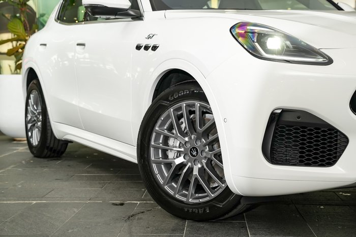 2025 Maserati Grecale GT HYBRID MY24 Bianco Banchisa-240