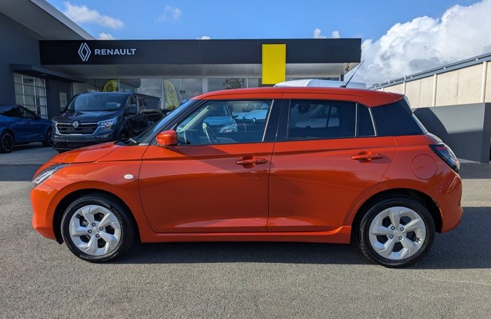 2024 Suzuki Swift Hybrid Plus