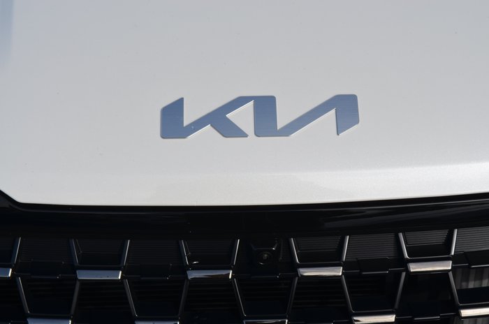 2026 Kia Carnival Sport+ HEV