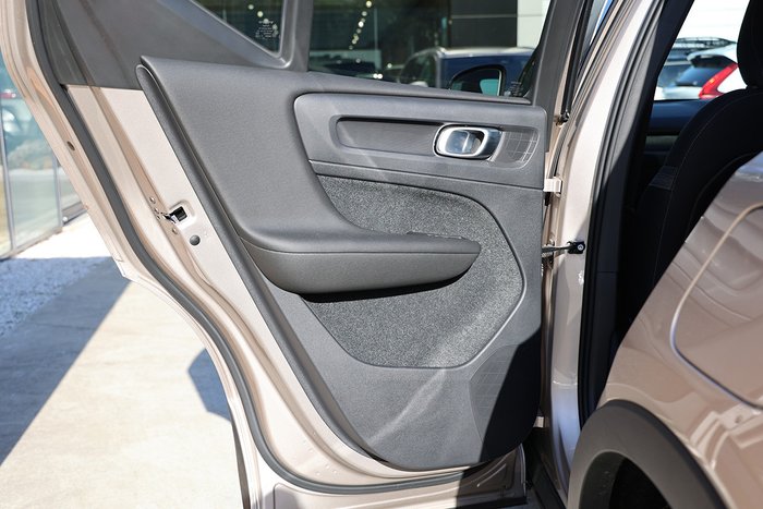 2023 Volvo XC40 Recharge Twin Pure Electric