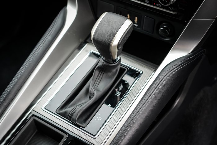 2022 MITSUBISHI PAJERO SPORT GLS (2WD) 7 SEAT