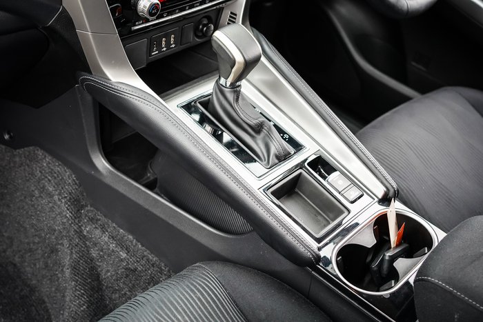 2022 MITSUBISHI PAJERO SPORT GLS (2WD) 7 SEAT