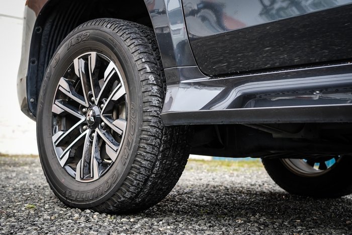 2022 MITSUBISHI PAJERO SPORT GLS (2WD) 7 SEAT