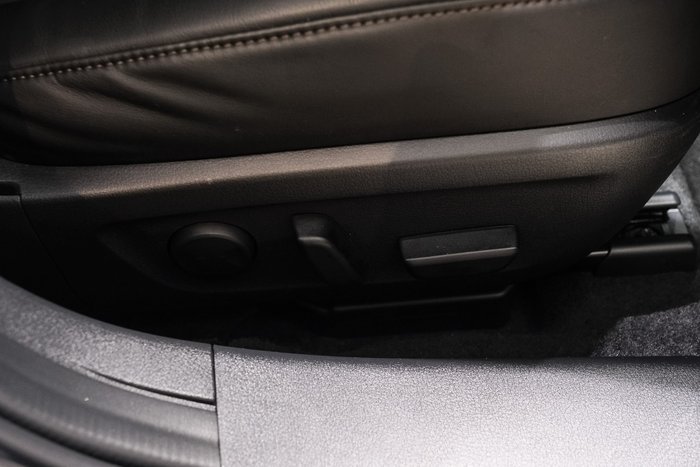 2025 Mazda 3 G25 Astina