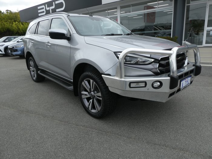 2023 Isuzu MU-X LS-T (4x4)