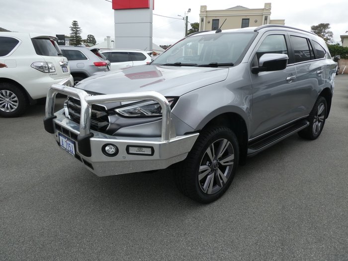 2023 Isuzu MU-X LS-T (4x4)