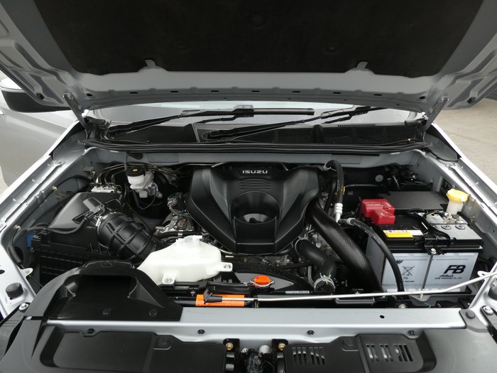 2023 Isuzu MU-X LS-T (4x4)