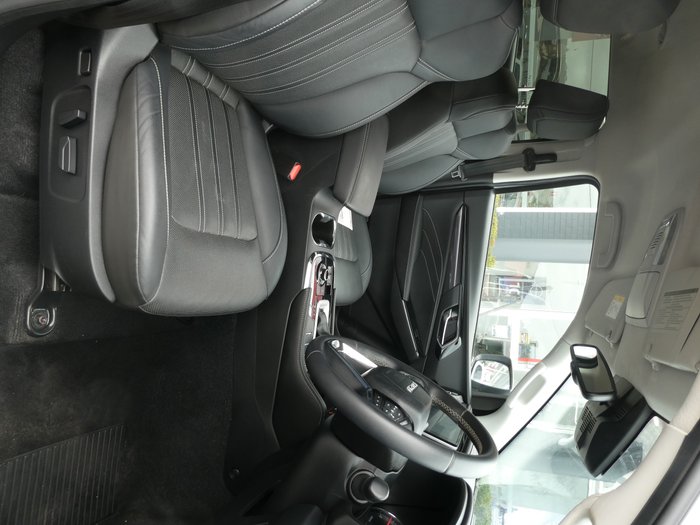 2023 Isuzu MU-X LS-T (4x4)