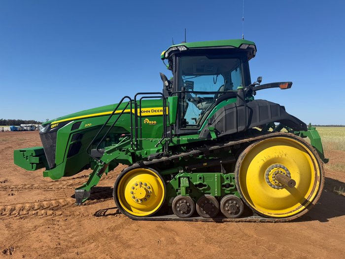 2022 JOHN DEERE 8RT370 TRACTOR
