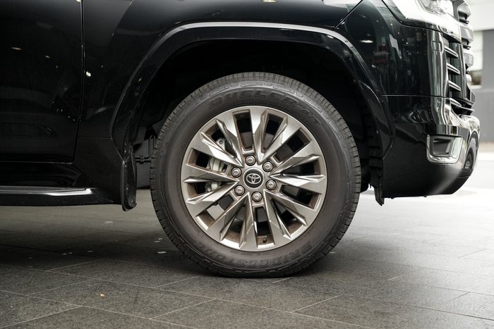 2024 Toyota Landcruiser Sahara ZX