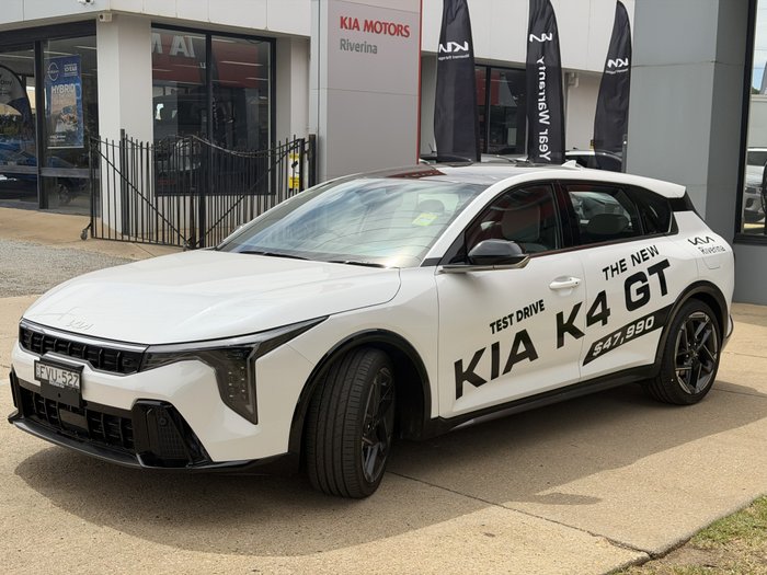 2025 Kia K4 GT-Line