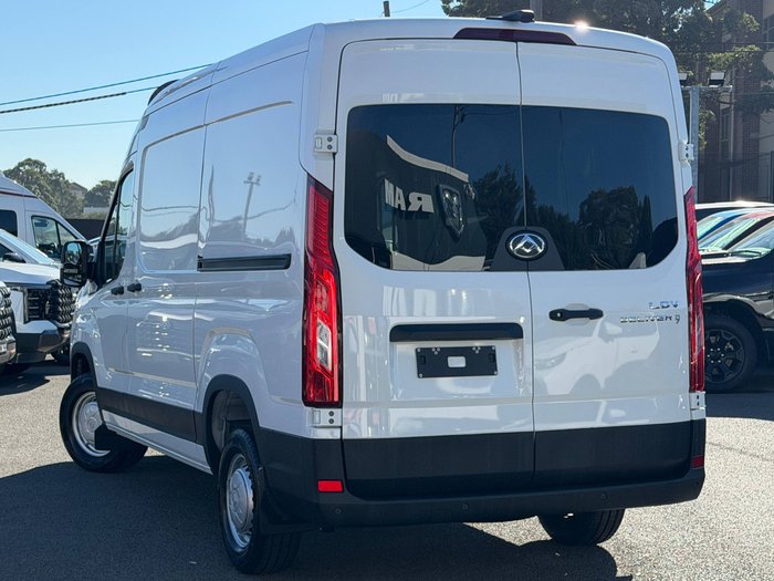 2026 LDV Deliver 9 MWB Mid Roof
