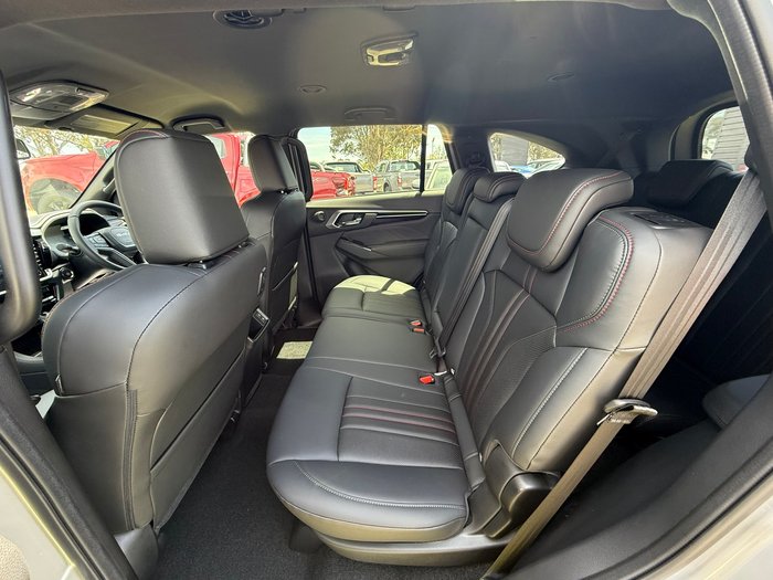 2025 Isuzu MU-X X-TERRAIN